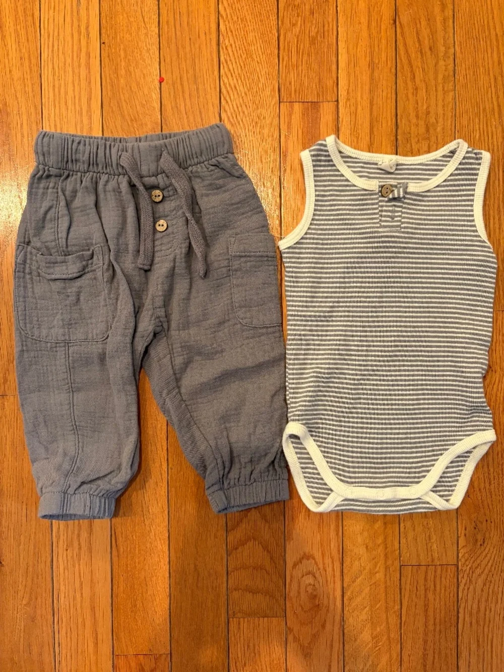 Quincy Mae 6-12mo outfit